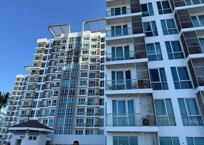 아파트호텔 8 Newtown Mactan